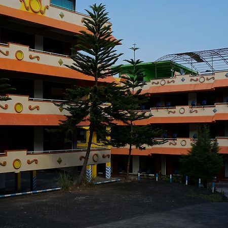 Hotel Surya Indah Batu Malang Exteriör bild